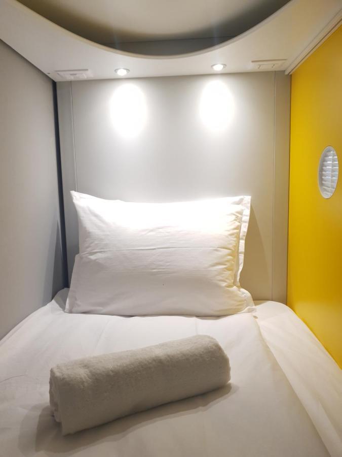 סופיה Green Cube Capsule Hostel מראה חיצוני תמונה