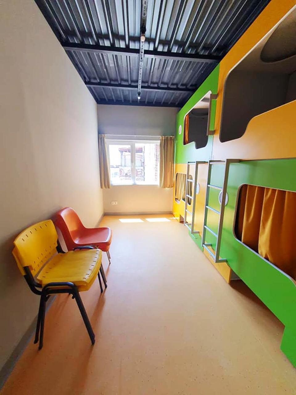 סופיה Green Cube Capsule Hostel מראה חיצוני תמונה